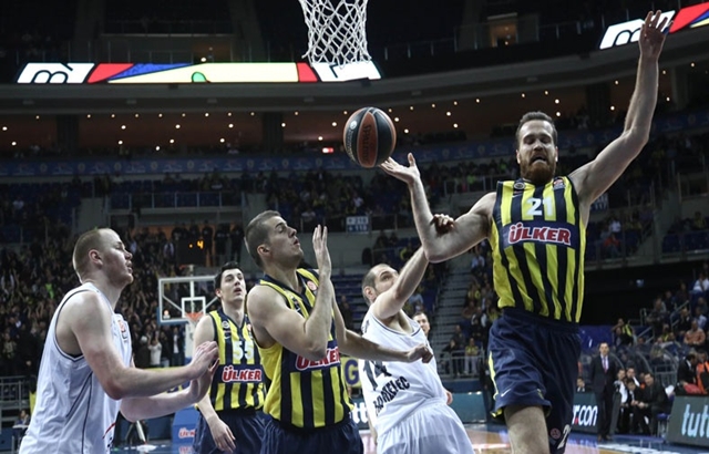 Fenerbahçe Ülker Panathinaikos'u ağırlıyor...