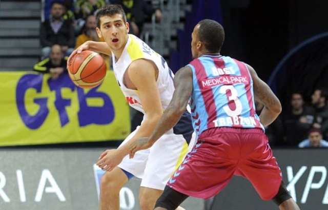 Fenerbahçe Ülker, Trabzon'a takılmadı