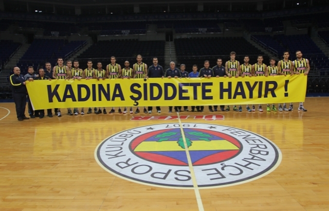 Fenerbahçe'de şiddete sessiz kalmadı...
