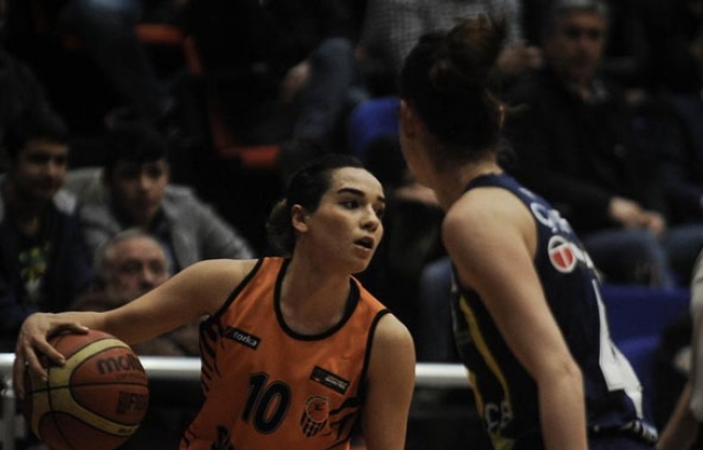 Fenerbahçe'den Samsun Canik'e 39 fark