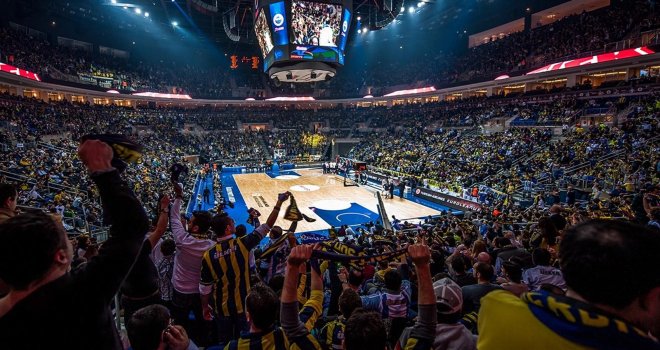 Fenerbahçe'ye ceza...