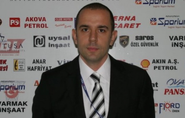 FENERBAHÇE'YE YENİ YARDIMCI ANTRENÖR