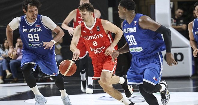 Filipinler'i zor da olsa yendik... 