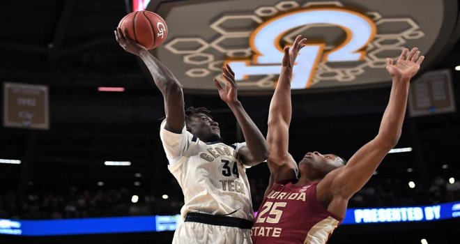 Final Spor'dan bir yabancı bir yerli transferi