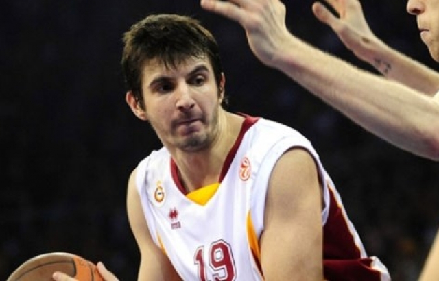 Furkan Aldemir Philadelphia 76ers'da