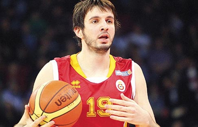 Furkan Aldemir'den 2+1 yıllık imza...