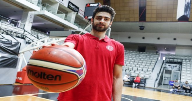 Furkan Korkmaz: Seyirci desteğiyle her takımı yenebiliriz