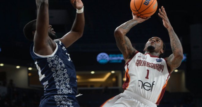 Galatasaray evinde Dijon'a kaybetti