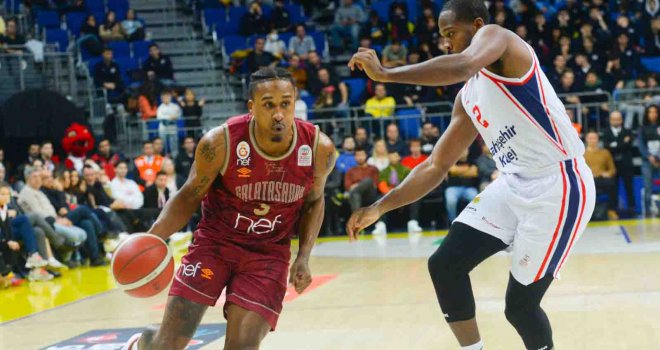 Galatasaray içerde, Pınar KSK ve Tofaş dışarıda