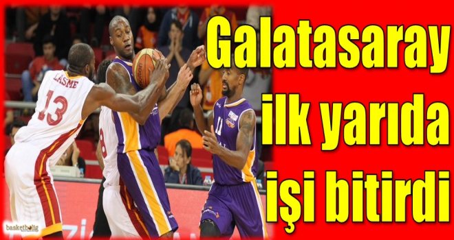 Galatasaray ilk yarıda işi bitirdi