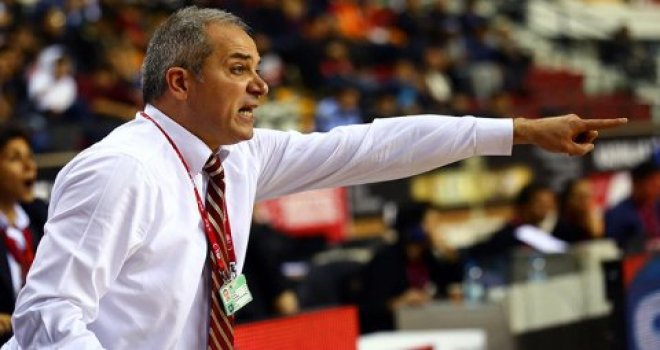 Galatasaray Memnun ile yeniledi