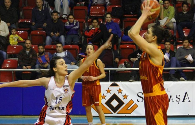Galatasaray Mersin'de rahat galip