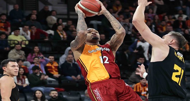 Galatasaray, Mersin'i farklı geçti