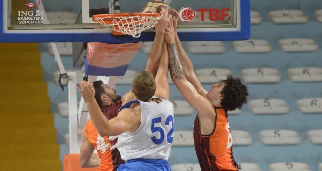 Galatasaray Nef, Büyükçekmece'yi yendi