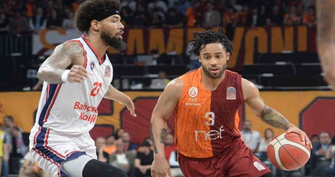 Galatasaray Nef seride öne geçti