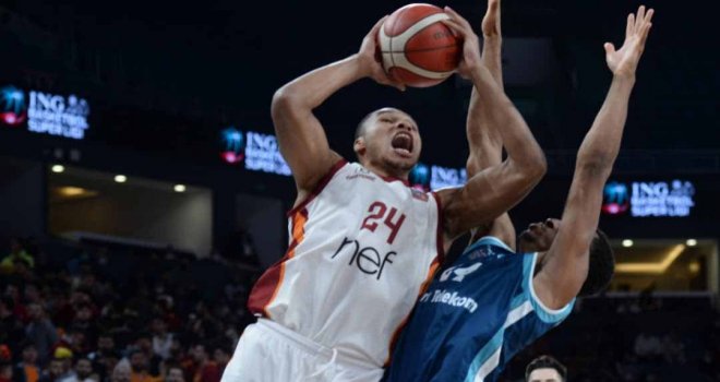 Galatasaray Nef, Türk Telekom'u farklı geçti