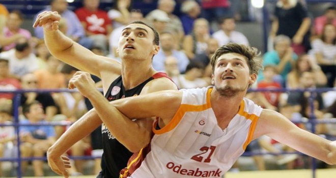 Galatasaray Odeabank, Olympiacos'a farklı kaybetti