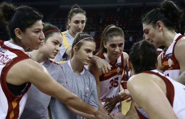 Galatasaray seride 2-0 öne geçti