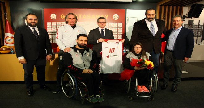 Galatasaray Tekerlekli Sandalye Basketbol Takımı?na sponsor