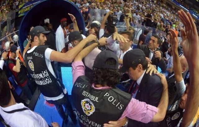 GALATASARAY: ÜLKER ARENA'DAKİ MAÇ SEYİRCİLİ OYNANAMAZ