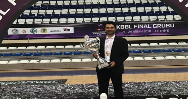 Galatasaray yeni antrenörünü açıkladı