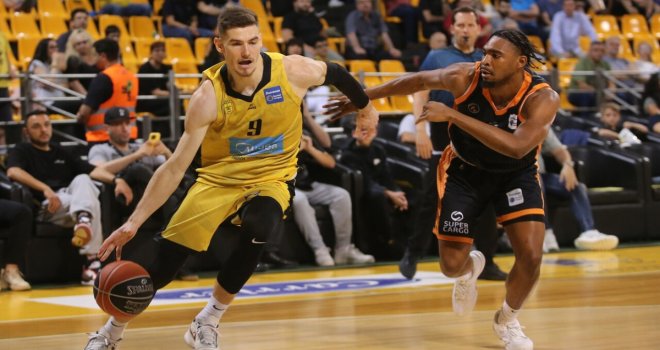 Galatasaray'a Letonyalı uzun