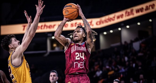 Galatasaray'dan Manisa Büyükşehir'e