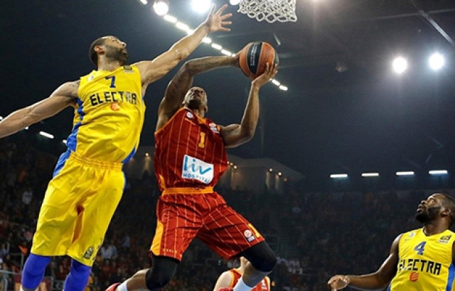 Galatasaray'dan Pınar Karşıyaka'ya