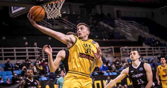 Galatasaray'dan tanıdık uzun transferi