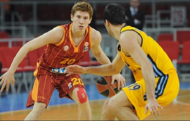 Galatasaray'dan Yeşilgiresun Belediyespor'a