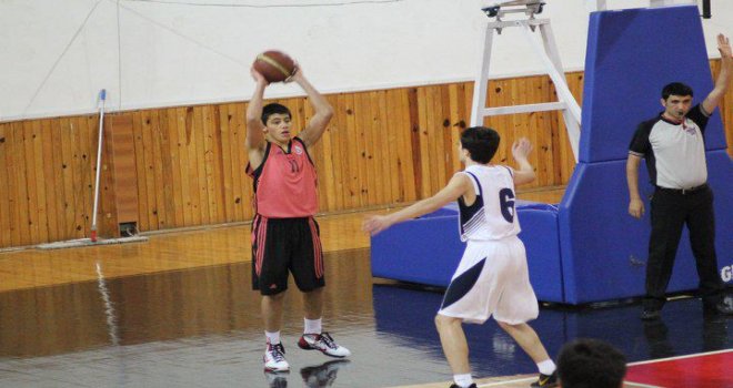 Galatasaraylı Murat Ünlütürk Amerika Yolcusu