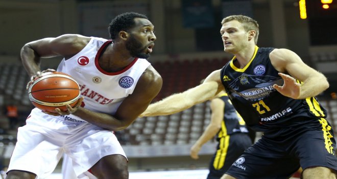 Gaziantep Basketbol, Neptunas karşısında