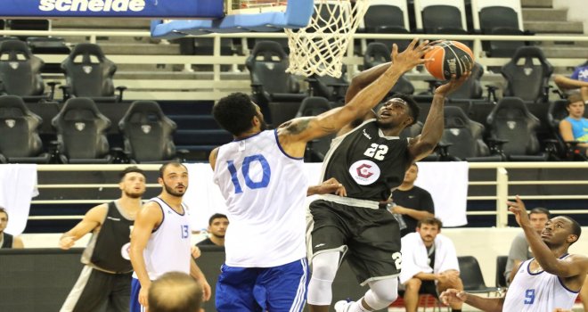 Gaziantep Basketbol, Skopje'yi yendi