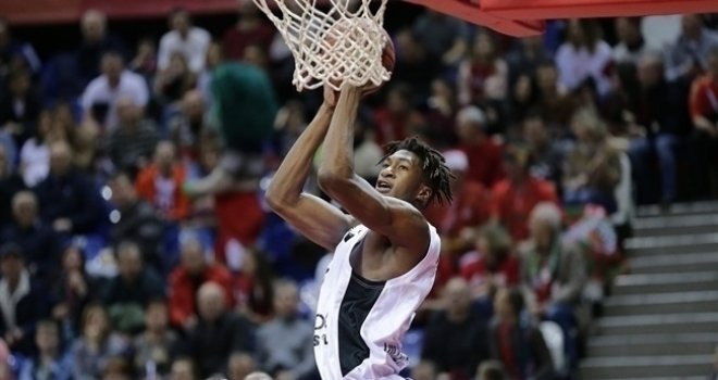 Gaziantep Basketbol'a Fransız uzun