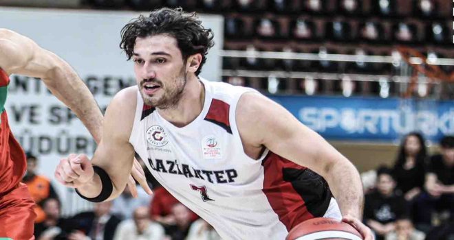 Gaziantep Basketbol'dan Darüşşafaka'ya