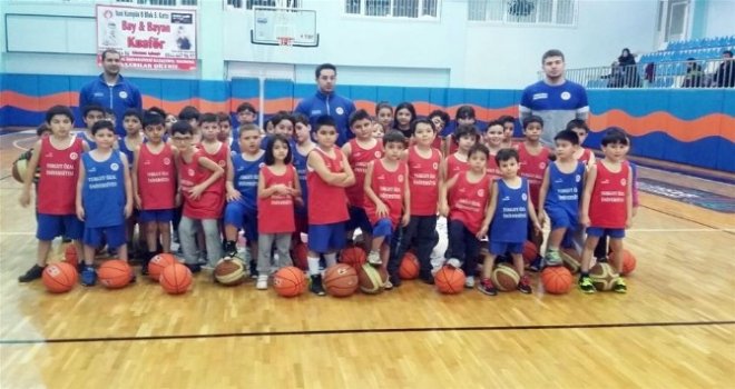 Geleceğin Basketbolcuları Turgut Özal?da Yetişiyor