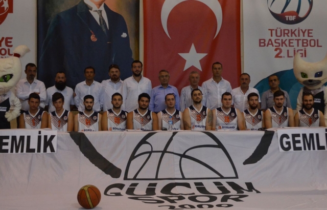 Gemlik Gücüm'den imza şov!..