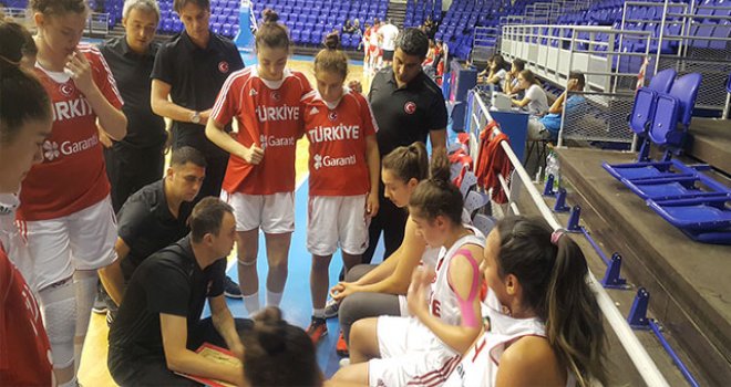 Genç Kızlarımız Belçika'yı yendi