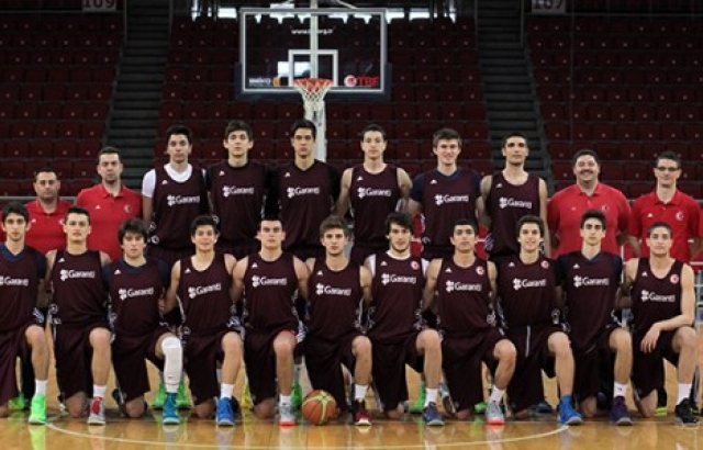 GENÇ MİLLİLER UZATMADA GALİP