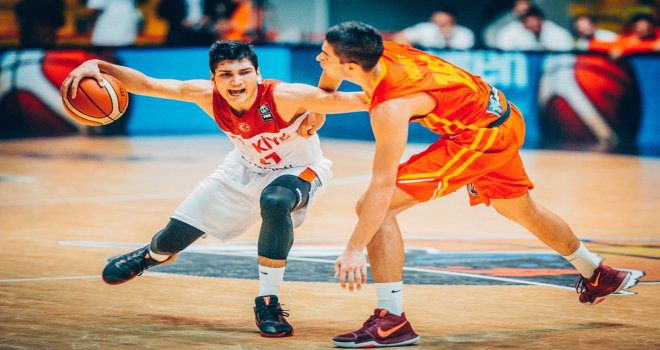 Genç Millilerimiz İspanya'yı geçemedi...