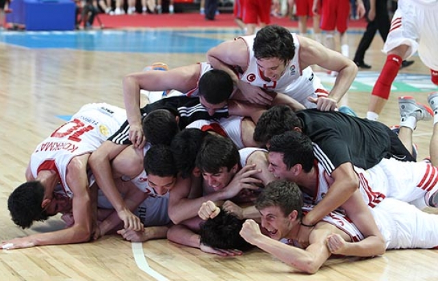 Genç Millilerimiz İtalya ile karşılaşıyor