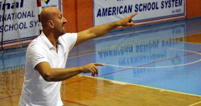 Girne Üniversitesi Baş Antrenörü İlker Gözeneli oldu