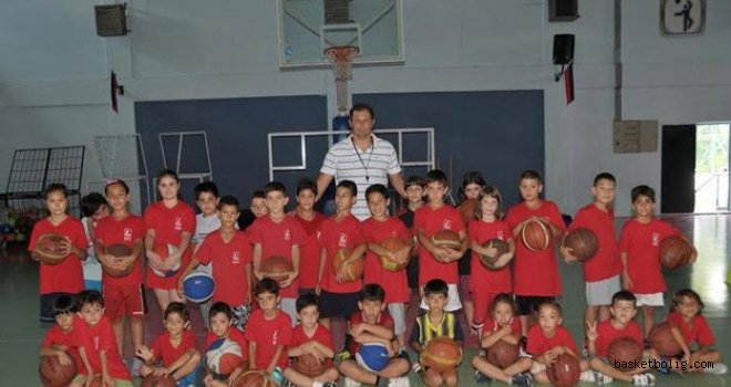 Güzelbahçe'de geleceğin basketbolcuları yetişiyor...