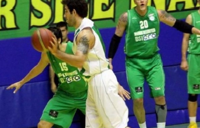 HAKAN YAPAR, AKHİSAR'DA KALDI