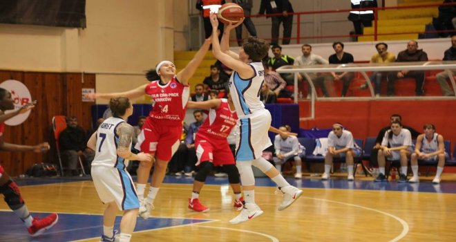 Hatay Büyükşehir Belediyespor yarı finalde