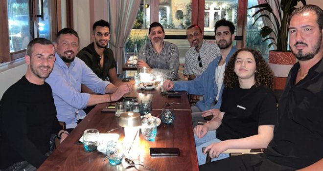 Hidayet Türkoğlu, Furkan Korkmaz ve Ömer Faruk Yurtseven ile bir araya geldi