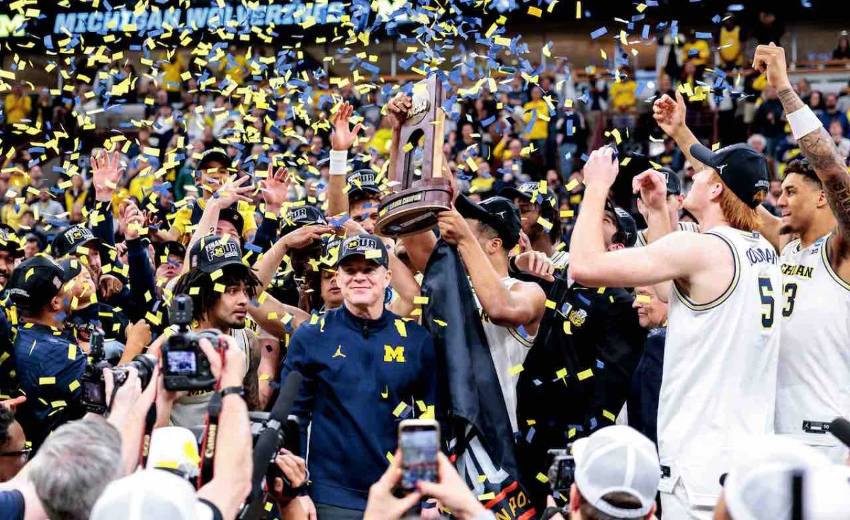 NCAA'de şampiyon Michigan Wolverines