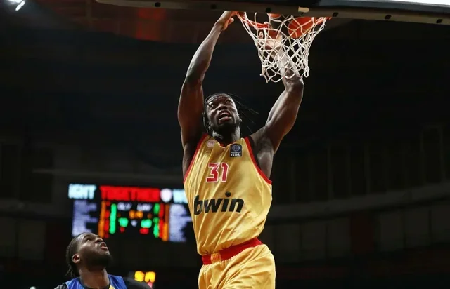 Büyükçekmece Basketbol'dan uzun transferi