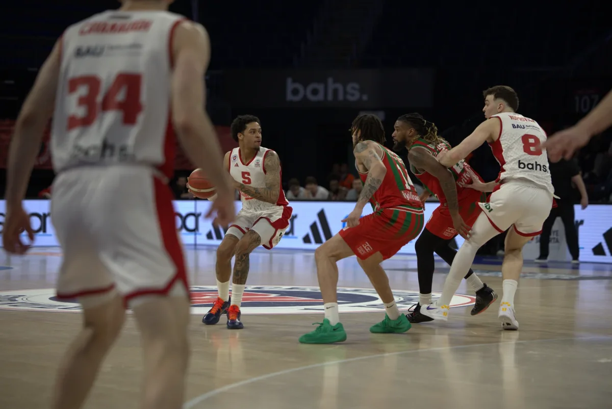 Bahçeşehir'i yenen Karşıyaka umudunu korudu