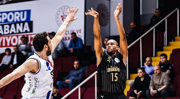 Erokspor'a kaybeden Büyükçekmece Süper Lig'den düştü